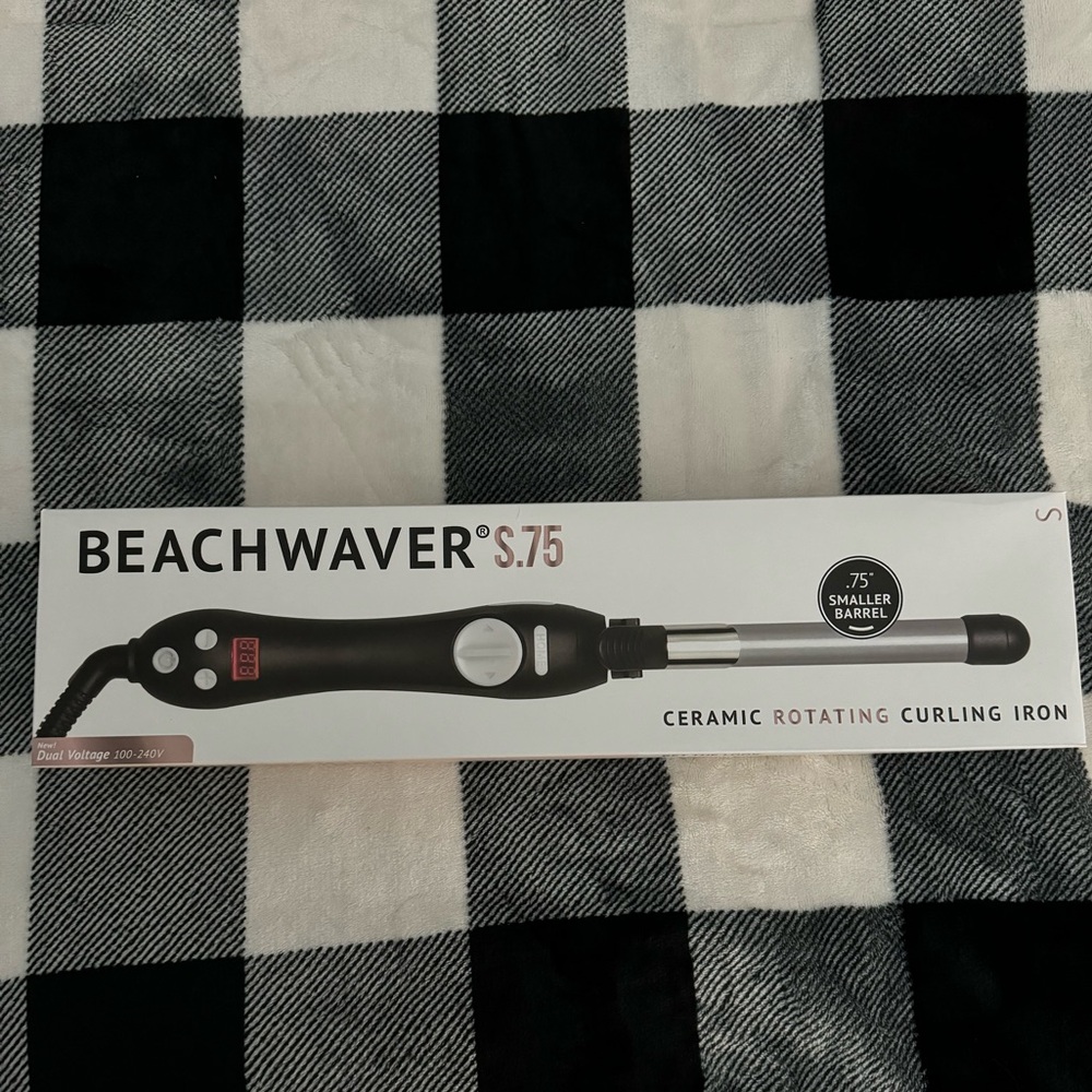 Beachwaver S.75 Ceramic Rotating Curling Iron New in Box